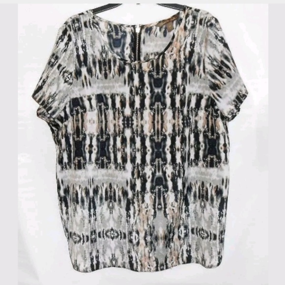 Charlie Jade 2X Black & White Short Sleeve Top - Picture 1 of 5